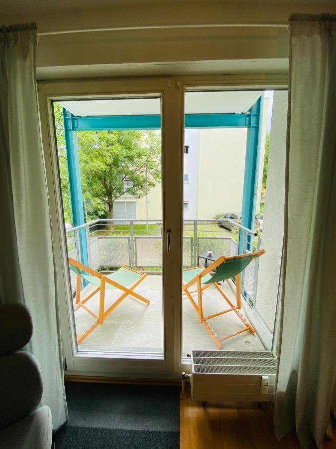 Outletcity Apartment Ferienwohnung Metzingen เมทซิงเงน ภายนอก รูปภาพ